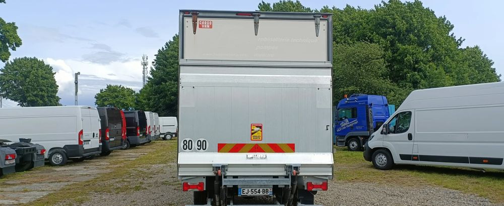 Kasti veoauto Iveco Daily 70C18: pilt 6