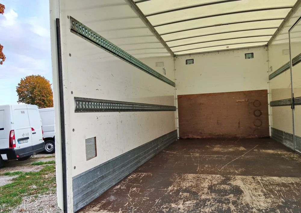 Kasti veoauto Iveco Daily: pilt 11