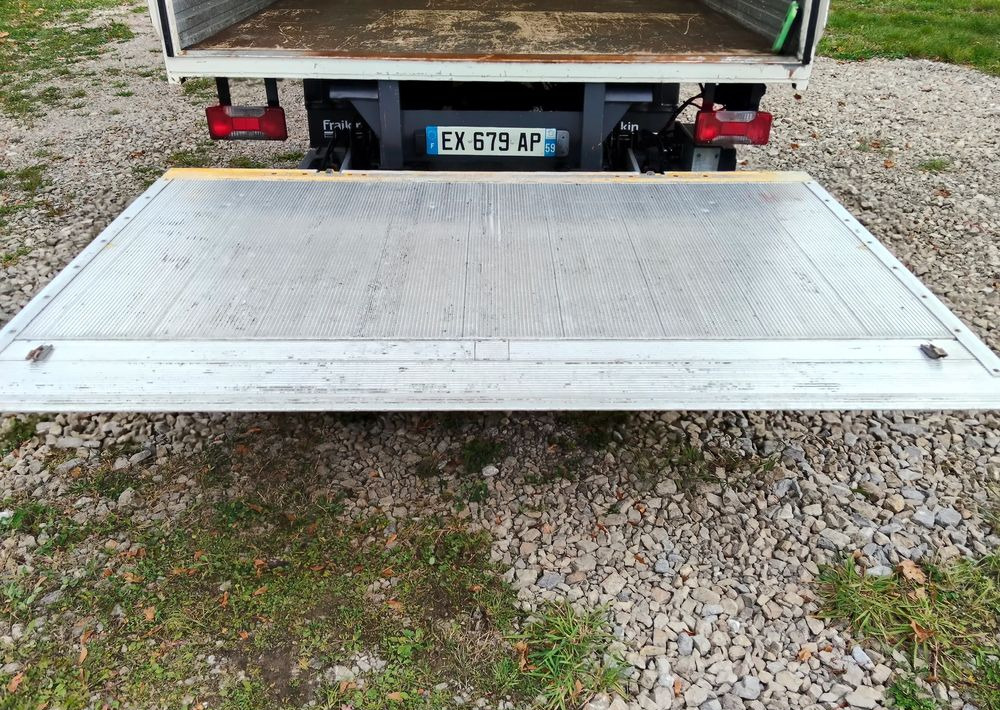 Kasti veoauto Iveco Daily: pilt 10