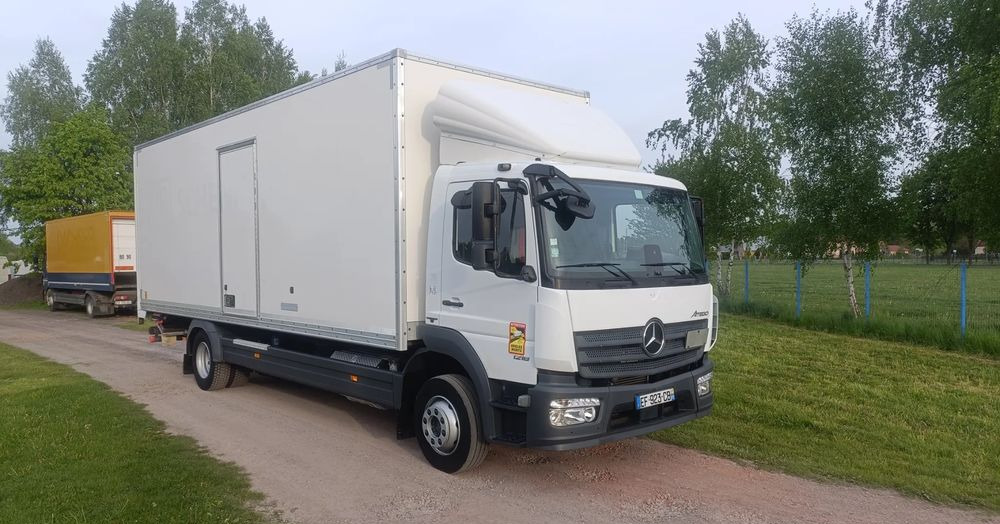 Mercedes-Benz Atego 1218 - Kasti veoauto: pilt 1 Mercedes-Benz Atego 1218 - Kasti veoauto: pilt 1