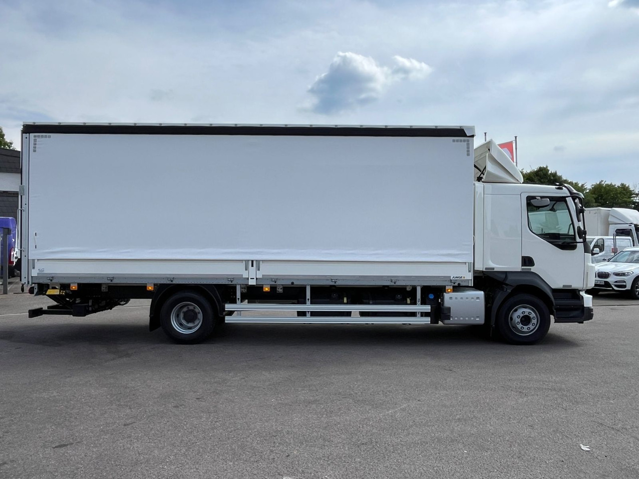 Volvo FL 14.245 Junge Schiebeplanenaufbau LBW - Tent veoauto: pilt 3 Volvo FL 14.245 Junge Schiebeplanenaufbau LBW - Tent veoauto: pilt 3