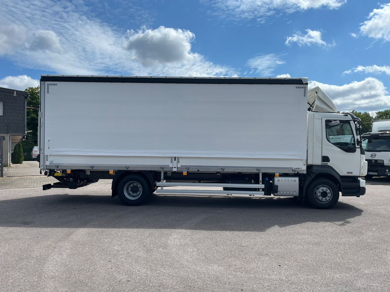 Volvo FL16.280 Junge Schiebeplane - Tent veoauto: pilt 4 Volvo FL16.280 Junge Schiebeplane - Tent veoauto: pilt 4