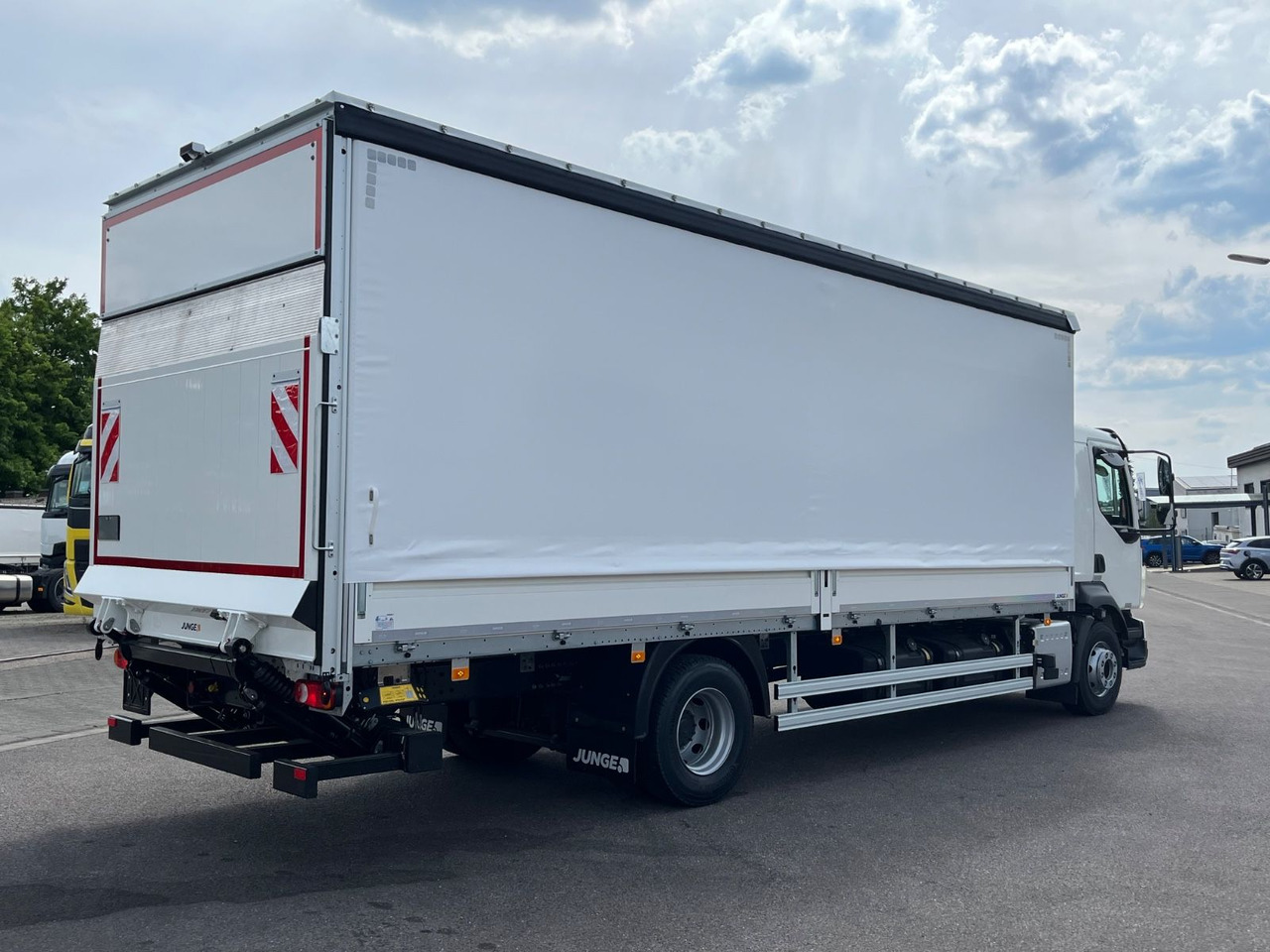 Volvo FL16.280 Junge Schiebeplane - Tent veoauto: pilt 5 Volvo FL16.280 Junge Schiebeplane - Tent veoauto: pilt 5