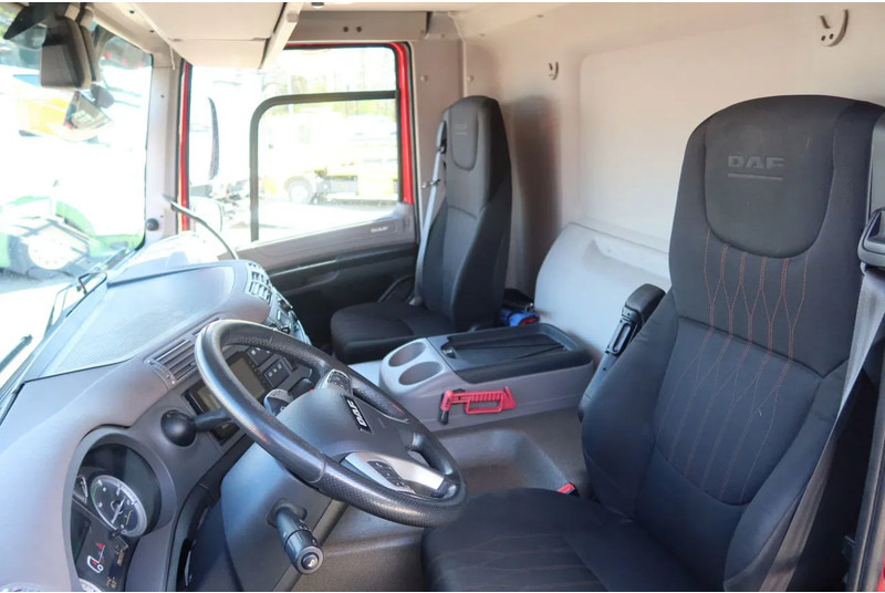 DAF CF 300 Koel/Vries Carrier iceland + Dhollandia 2500KG klep trenn wand - Külmutiga veoauto: pilt 5 DAF CF 300 Koel/Vries Carrier iceland + Dhollandia 2500KG klep trenn wand - Külmutiga veoauto: pilt 5