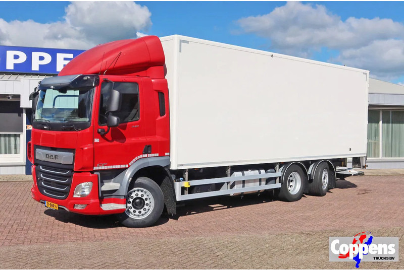 DAF CF 340 FAN 6X2 Bakwagen + Klep 2500 KG - Kasti veoauto: pilt 1 DAF CF 340 FAN 6X2 Bakwagen + Klep 2500 KG - Kasti veoauto: pilt 1