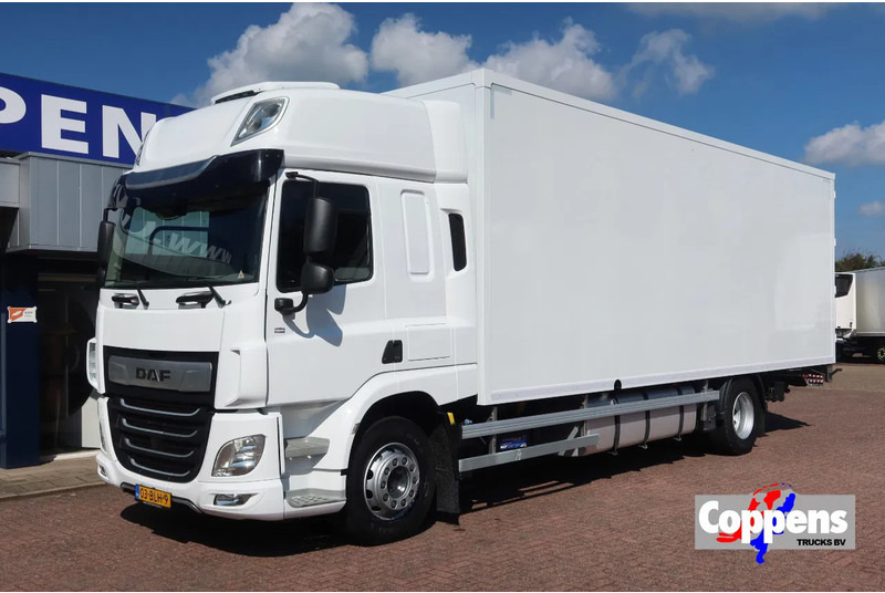 DAF CF 410 Bak+Klep Dhollandia 2.000 kg Slaapcabine - Kasti veoauto: pilt 1 DAF CF 410 Bak+Klep Dhollandia 2.000 kg Slaapcabine - Kasti veoauto: pilt 1
