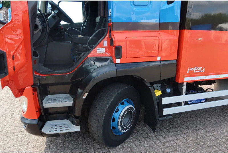 DAF CF 410 Bakwagen + DHollandia 2000kg Horsetruck Reacetruck Flowertruck - Kasti veoauto: pilt 5 DAF CF 410 Bakwagen + DHollandia 2000kg Horsetruck Reacetruck Flowertruck - Kasti veoauto: pilt 5