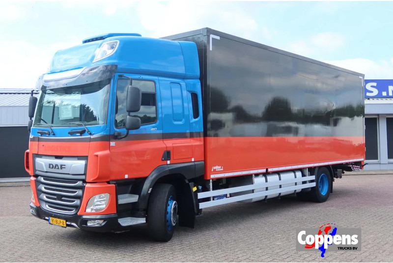 DAF CF 410 Bakwagen + DHollandia 2000kg Horsetruck Reacetruck Flowertruck - Kasti veoauto: pilt 1 DAF CF 410 Bakwagen + DHollandia 2000kg Horsetruck Reacetruck Flowertruck - Kasti veoauto: pilt 1
