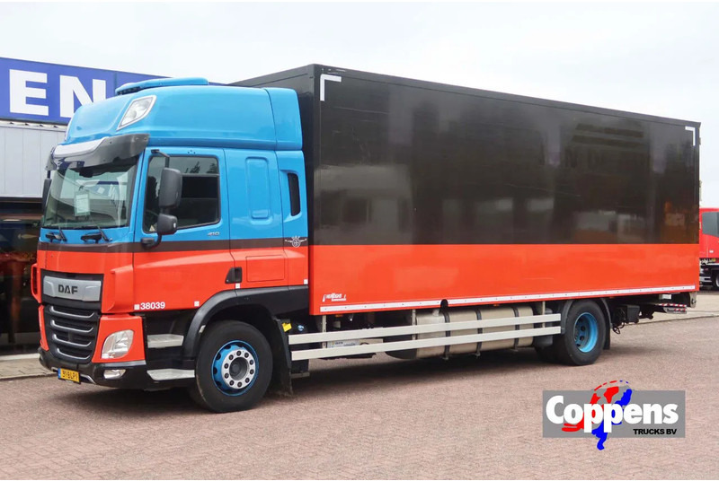 DAF CF 410 Bakwagen + Onderschuif klep - Kasti veoauto: pilt 1 DAF CF 410 Bakwagen + Onderschuif klep - Kasti veoauto: pilt 1