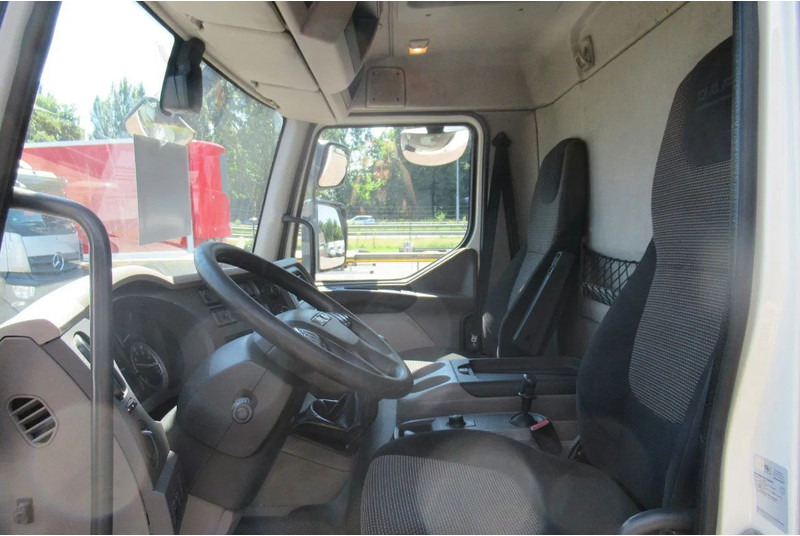 DAF LF 250 250 bak + klep + schuifzeil E6 - Tent veoauto: pilt 4 DAF LF 250 250 bak + klep + schuifzeil E6 - Tent veoauto: pilt 4