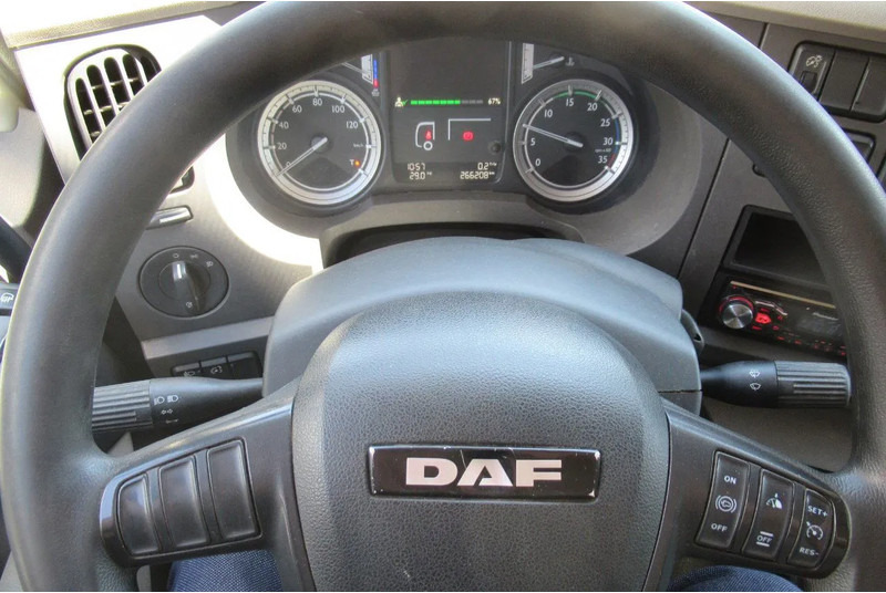 DAF LF 250 250 bak + klep + schuifzeil E6 - Tent veoauto: pilt 5 DAF LF 250 250 bak + klep + schuifzeil E6 - Tent veoauto: pilt 5