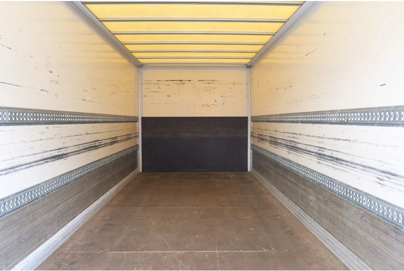 FUSO Canter Mistubishi Canter 7C18 - Kasti veoauto: pilt 4 FUSO Canter Mistubishi Canter 7C18 - Kasti veoauto: pilt 4