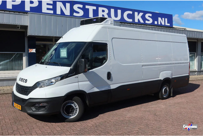 Iveco Daily 35S16 Iveco 35S16 L3/H2 Koel/Vries/ verwarmen Carrier Xarios 350 + 220 volt nacht aansluiting - Tarbesõiduk külmik: pilt 1 Iveco Daily 35S16 Iveco 35S16 L3/H2 Koel/Vries/ verwarmen Carrier Xarios 350 + 220 volt nacht aansluiting - Tarbesõiduk külmik: pilt 1