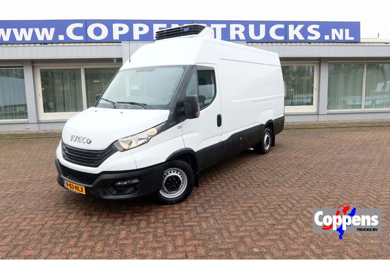 Iveco Daily 35S16 Koelen/vriezen/verwarmen Carrier Xarios 350 + nacht aansluiting 220 volt - Tarbesõiduk külmik: pilt 1 Iveco Daily 35S16 Koelen/vriezen/verwarmen Carrier Xarios 350 + nacht aansluiting 220 volt - Tarbesõiduk külmik: pilt 1