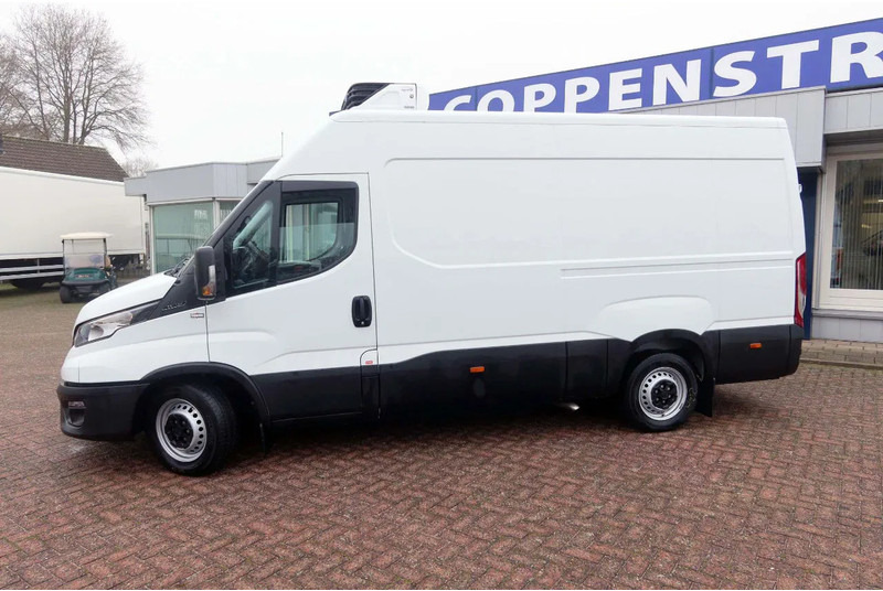 Iveco Daily 35S16 Koelen/vriezen/verwarmen Carrier Xarios 350 + nacht aansluiting 220 volt - Tarbesõiduk külmik: pilt 2 Iveco Daily 35S16 Koelen/vriezen/verwarmen Carrier Xarios 350 + nacht aansluiting 220 volt - Tarbesõiduk külmik: pilt 2