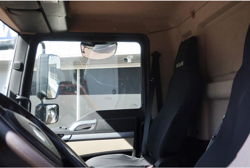 MAN TGL 12.250 Bakwagen + Laadklep DHollandia 2000 kg - Kasti veoauto: pilt 5 MAN TGL 12.250 Bakwagen + Laadklep DHollandia 2000 kg - Kasti veoauto: pilt 5