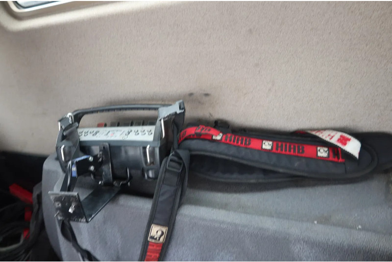 Treilerveoauto MAN TGS 35.360 Oprijwagen + HIAB 228 E3 Kraan 8x2: pilt 7