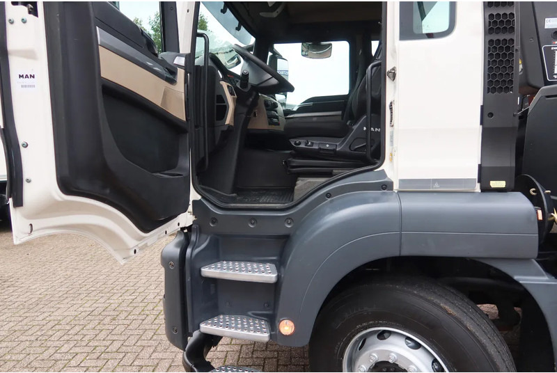 Treilerveoauto MAN TGS 35.360 Oprijwagen + HIAB 228 E3 Kraan 8x2: pilt 15