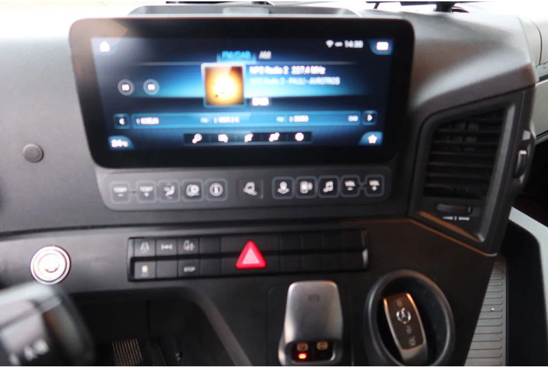 Kasti veoauto Mercedes-Benz Actros 1840 L Bakwagen + Bar klep 2000 KG + Geïsoleerde bak: pilt 16