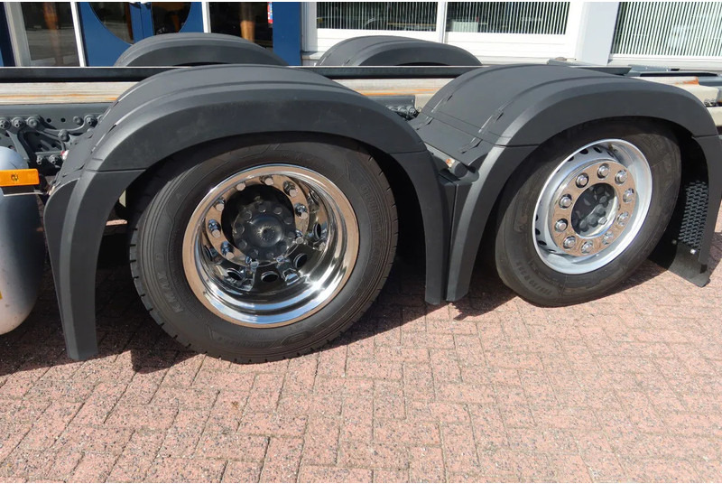 Kabiinišassiiga veoauto Mercedes-Benz Actros 2642 LL Chassis Cabine Giga space: pilt 14 Kabiinišassiiga veoauto Mercedes-Benz Actros 2642 LL Chassis Cabine Giga space: pilt 14