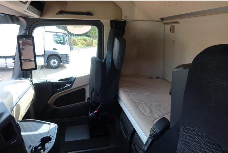 Kabiinišassiiga veoauto Mercedes-Benz Actros 2642 LL Chassis Cabine Giga space: pilt 5