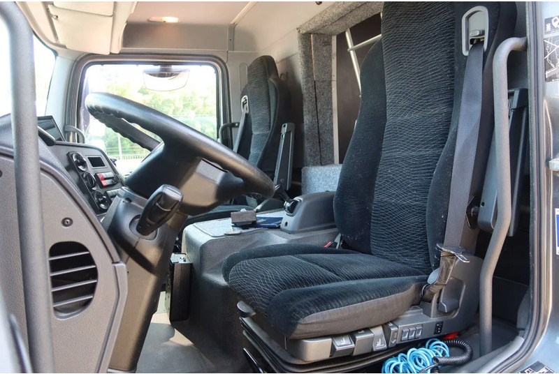 Mercedes-Benz Atego 816 L 3 Paarden/4 Ponies Nieuwe APK + nieuwe accu. - Hobuseauto: pilt 5 Mercedes-Benz Atego 816 L 3 Paarden/4 Ponies Nieuwe APK + nieuwe accu. - Hobuseauto: pilt 5