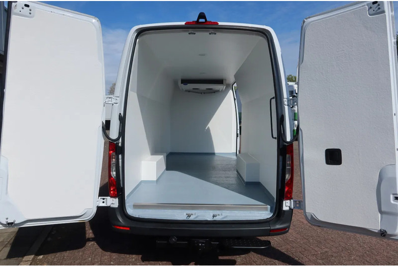 Mercedes-Benz Sprinter 317 CDI Automaat Carrier Koel/Vries/verwarmen L3/H2 - Tarbesõiduk külmik: pilt 4 Mercedes-Benz Sprinter 317 CDI Automaat Carrier Koel/Vries/verwarmen L3/H2 - Tarbesõiduk külmik: pilt 4