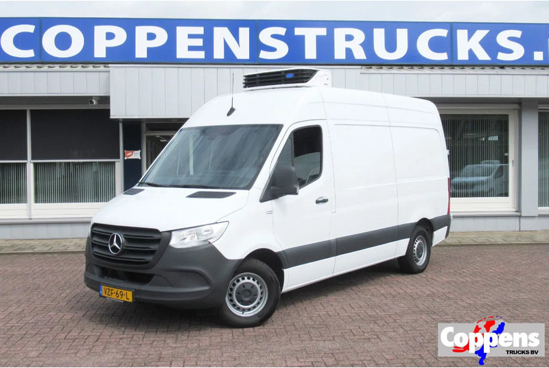 Mercedes-Benz Sprinter 317 CDI Koel / Vries/ verwarmen Carrier Xarios 350 + 220 volt nacht stekkerL2/H2 - Tarbesõiduk külmik: pilt 1 Mercedes-Benz Sprinter 317 CDI Koel / Vries/ verwarmen Carrier Xarios 350 + 220 volt nacht stekkerL2/H2 - Tarbesõiduk külmik: pilt 1