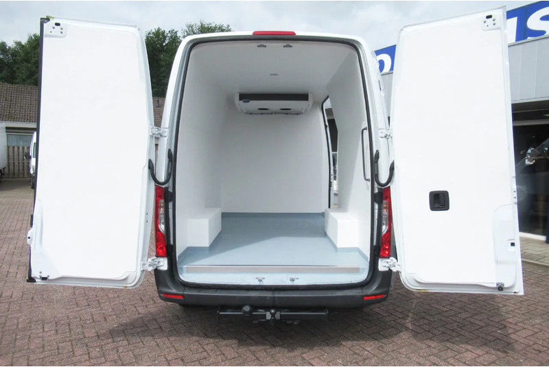 Mercedes-Benz Sprinter 317 CDI Koel / Vries/ verwarmen Carrier Xarios 350 + 220 volt nacht stekkerL2/H2 - Tarbesõiduk külmik: pilt 3 Mercedes-Benz Sprinter 317 CDI Koel / Vries/ verwarmen Carrier Xarios 350 + 220 volt nacht stekkerL2/H2 - Tarbesõiduk külmik: pilt 3