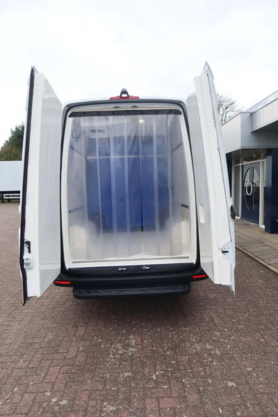 Mercedes-Benz Sprinter 317 CDI L3/H2 Multi temp, Verplaatsbare tussenwand - Tarbesõiduk külmik: pilt 4 Mercedes-Benz Sprinter 317 CDI L3/H2 Multi temp, Verplaatsbare tussenwand - Tarbesõiduk külmik: pilt 4