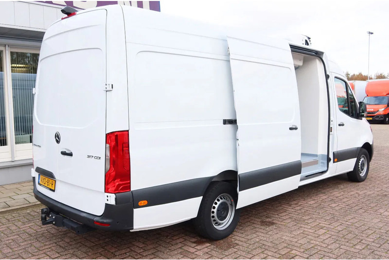 Mercedes-Benz Sprinter 317 L3 H2 Koel / Vries/ Verwarmen + 220 volt nachtaansluiting - Tarbesõiduk külmik: pilt 3 Mercedes-Benz Sprinter 317 L3 H2 Koel / Vries/ Verwarmen + 220 volt nachtaansluiting - Tarbesõiduk külmik: pilt 3