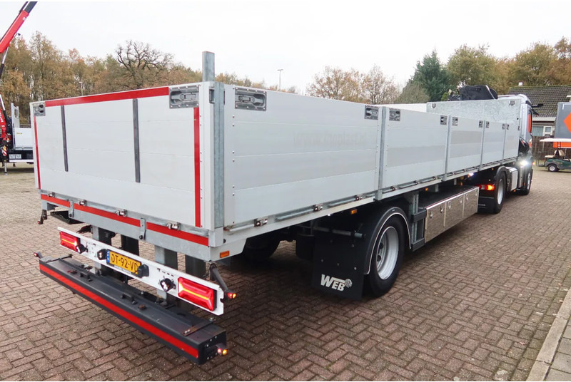 Mercedes-Benz Actros 2133 L Trekker + Hiab Kraan met City Trailer: OT-92-VD - Sadulveok: pilt 2 Mercedes-Benz Actros 2133 L Trekker + Hiab Kraan met City Trailer: OT-92-VD - Sadulveok: pilt 2