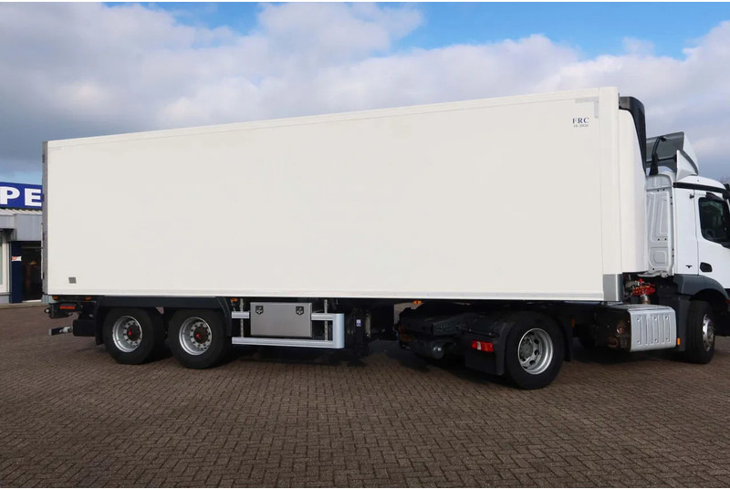Sor IBERICA City trailer Koel/Vries+ klep 2500kg Bi-temp Carrier Vektor 19 MT - Külmutiga poolhaagis: pilt 3 Sor IBERICA City trailer Koel/Vries+ klep 2500kg Bi-temp Carrier Vektor 19 MT - Külmutiga poolhaagis: pilt 3