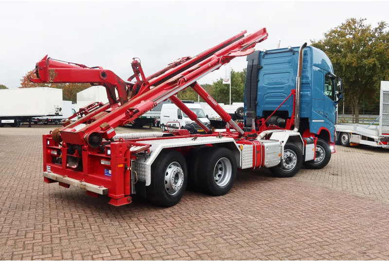 Volvo FH 460 Hooklift 8x2 Haakarm. 3x Steering axle - Veoauto - kaablisüsteem: pilt 3 Volvo FH 460 Hooklift 8x2 Haakarm. 3x Steering axle - Veoauto - kaablisüsteem: pilt 3