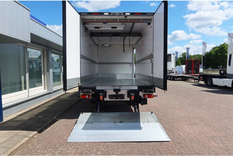 Volvo FL 250 Koel/Vries+Klep Bi-Temp Carrier Supra 1150 MT Diesel/Electrisch - Külmutiga veoauto: pilt 4 Volvo FL 250 Koel/Vries+Klep Bi-Temp Carrier Supra 1150 MT Diesel/Electrisch - Külmutiga veoauto: pilt 4