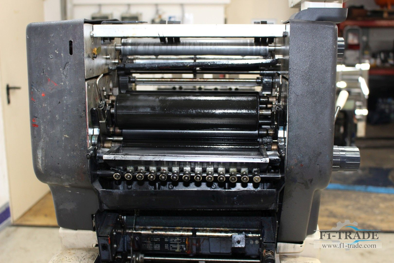 Gestetner 411 CD - Ofsettrükimasin: pilt 5 Gestetner 411 CD - Ofsettrükimasin: pilt 5