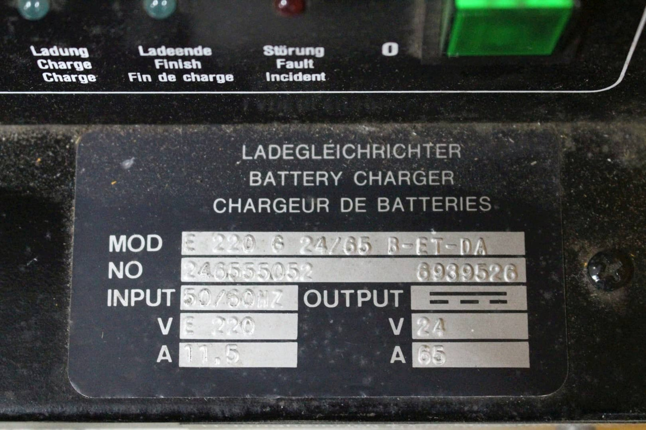 Jungheinrich E 220 G 24/65 B-ET-DA - Aku - Kahveltõstuk: pilt 4 Jungheinrich E 220 G 24/65 B-ET-DA - Aku - Kahveltõstuk: pilt 4