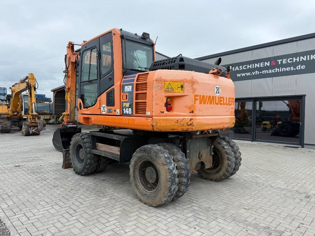 Komatsu PW 148-8 - Ratastel ekskavaator: pilt 3 Komatsu PW 148-8 - Ratastel ekskavaator: pilt 3