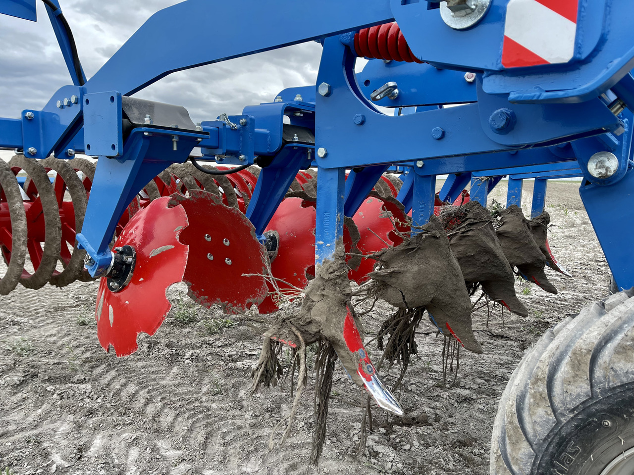 SOIL MASTER _DOMINANT SERIES TRAILED TYPE COMBINE TILLAGE MACHINE - Ketasäke: pilt 4 SOIL MASTER _DOMINANT SERIES TRAILED TYPE COMBINE TILLAGE MACHINE - Ketasäke: pilt 4