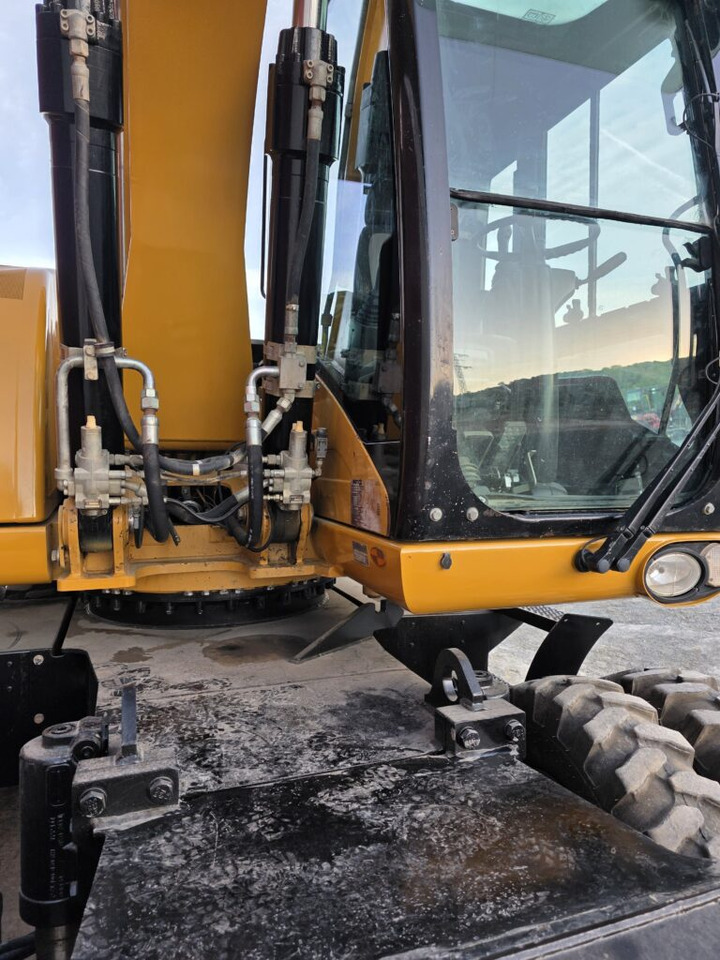 CAT M318D - Ratastel ekskavaator: pilt 4 CAT M318D - Ratastel ekskavaator: pilt 4
