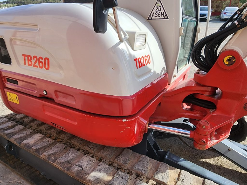 TAKEUCHI TB260 - Miniekskavaator: pilt 4 TAKEUCHI TB260 - Miniekskavaator: pilt 4