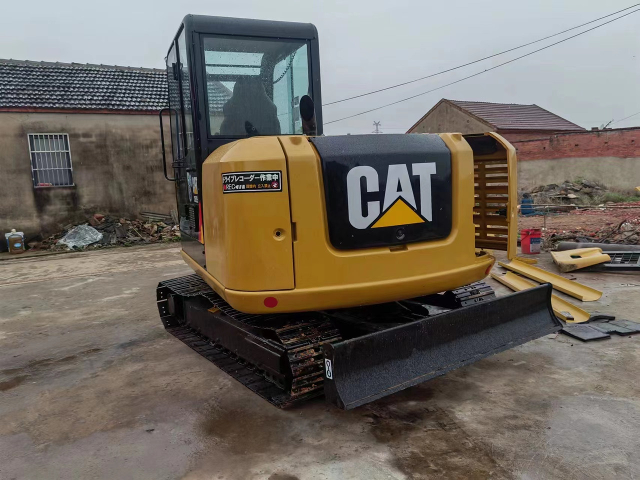 CATERPILLAR 305.5E - Miniekskavaator: pilt 2 CATERPILLAR 305.5E - Miniekskavaator: pilt 2