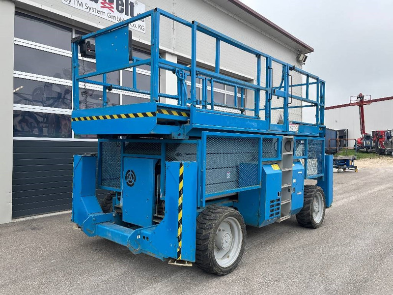 Genie GS 4390 RT 15,11m Diesel Scherenarbeitsbühne - Käärlift: pilt 5 Genie GS 4390 RT 15,11m Diesel Scherenarbeitsbühne - Käärlift: pilt 5