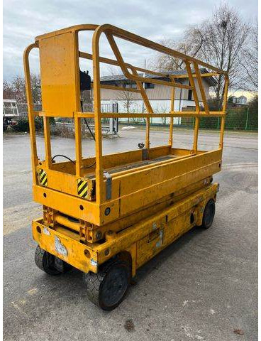 Haulotte Compact 8 - Scherenarbeitsbühne 8,2m, BJ 2021 - Käärlift: pilt 4 Haulotte Compact 8 - Scherenarbeitsbühne 8,2m, BJ 2021 - Käärlift: pilt 4