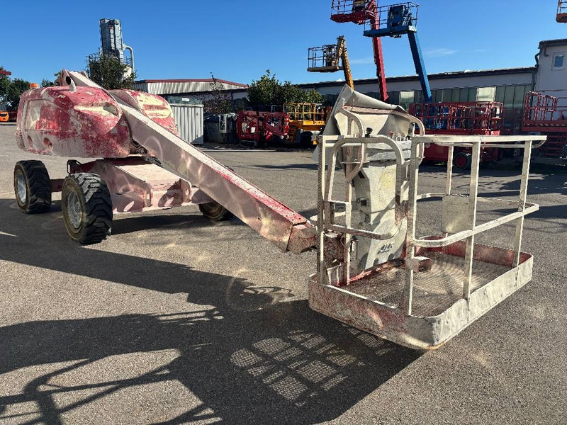 JLG 400 S 14,20m Diesel 4x4 Teleskop-Arbeitsbühne - Liigendpoom: pilt 4 JLG 400 S 14,20m Diesel 4x4 Teleskop-Arbeitsbühne - Liigendpoom: pilt 4
