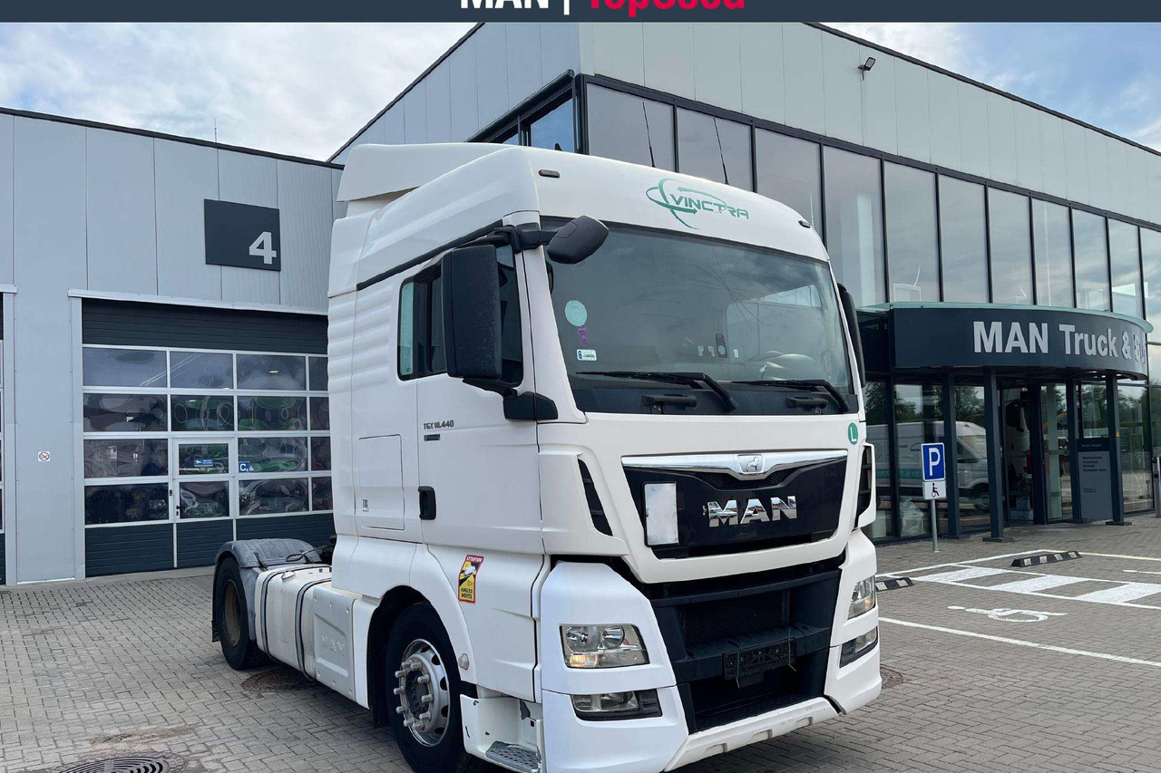 MAN TGX 18.440 XLX Cab Retarder (8815) - Sadulveok: pilt 2 MAN TGX 18.440 XLX Cab Retarder (8815) - Sadulveok: pilt 2