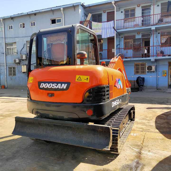 Awesome Performance Korea Imported Small Scale Used Doosan Dh60 Dh55 Dh150 Dx60 Dx225 Excavator - Lintekskavaator: pilt 5 Awesome Performance Korea Imported Small Scale Used Doosan Dh60 Dh55 Dh150 Dx60 Dx225 Excavator - Lintekskavaator: pilt 5