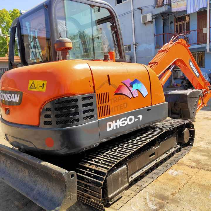 Awesome Performance Korea Imported Small Scale Used Doosan Dh60 Dh55 Dh150 Dx60 Dx225 Excavator - Lintekskavaator: pilt 4 Awesome Performance Korea Imported Small Scale Used Doosan Dh60 Dh55 Dh150 Dx60 Dx225 Excavator - Lintekskavaator: pilt 4