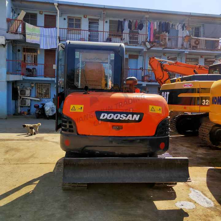 Awesome Performance Korea Imported Small Scale Used Doosan Dh60 Dh55 Dh150 Dx60 Dx225 Excavator - Lintekskavaator: pilt 2 Awesome Performance Korea Imported Small Scale Used Doosan Dh60 Dh55 Dh150 Dx60 Dx225 Excavator - Lintekskavaator: pilt 2