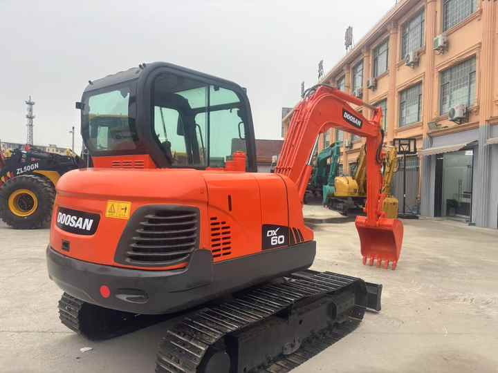 Ekskavaator Doosan DX60 DX60-9c DH60-7 DX60W DX80 DX75 DX55 DH35 DH55 Used Mini Excavator Mas Maquinaria Municipal Y Ambiental: pilt 6